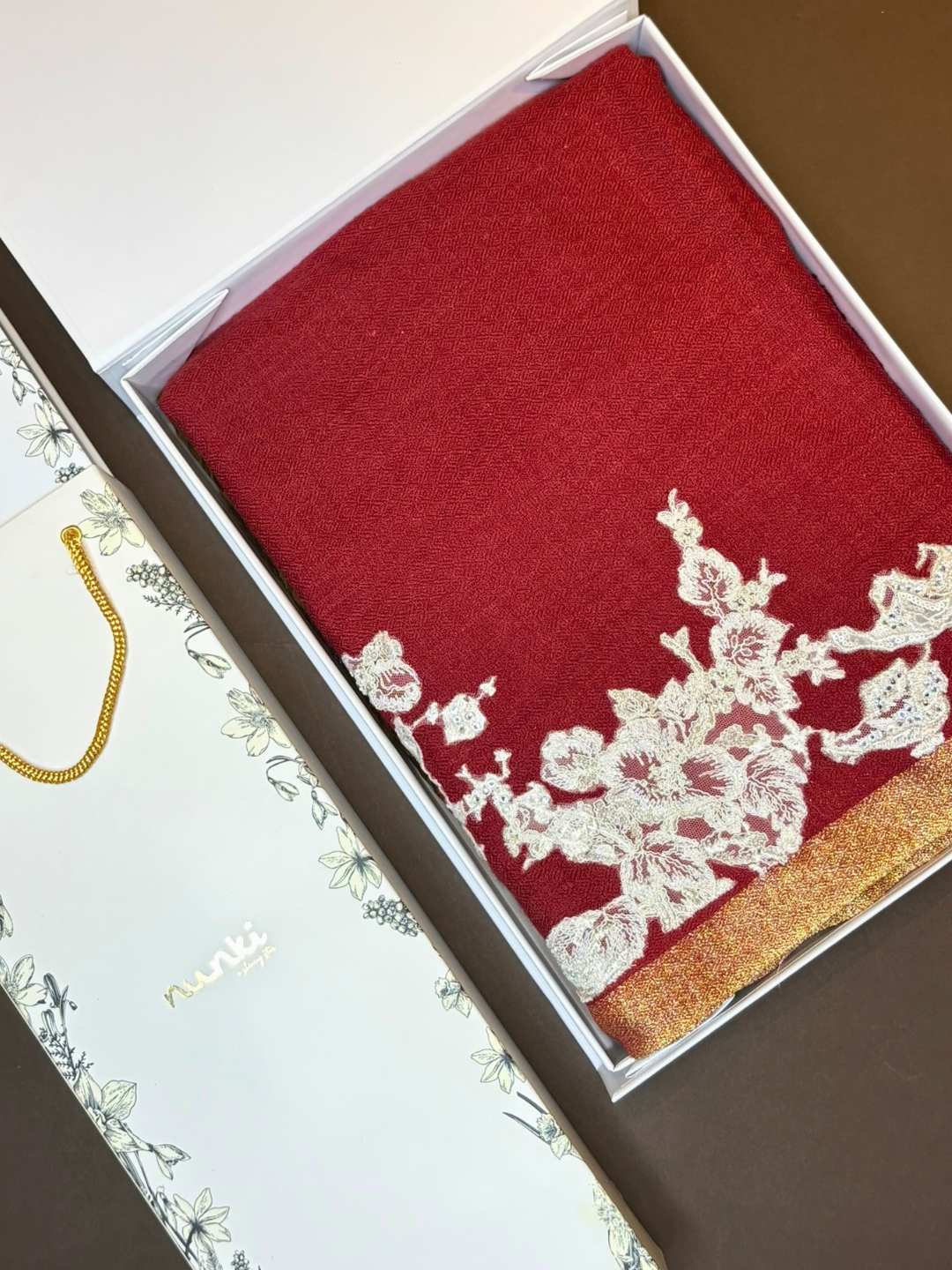 Calais Lace 0.2