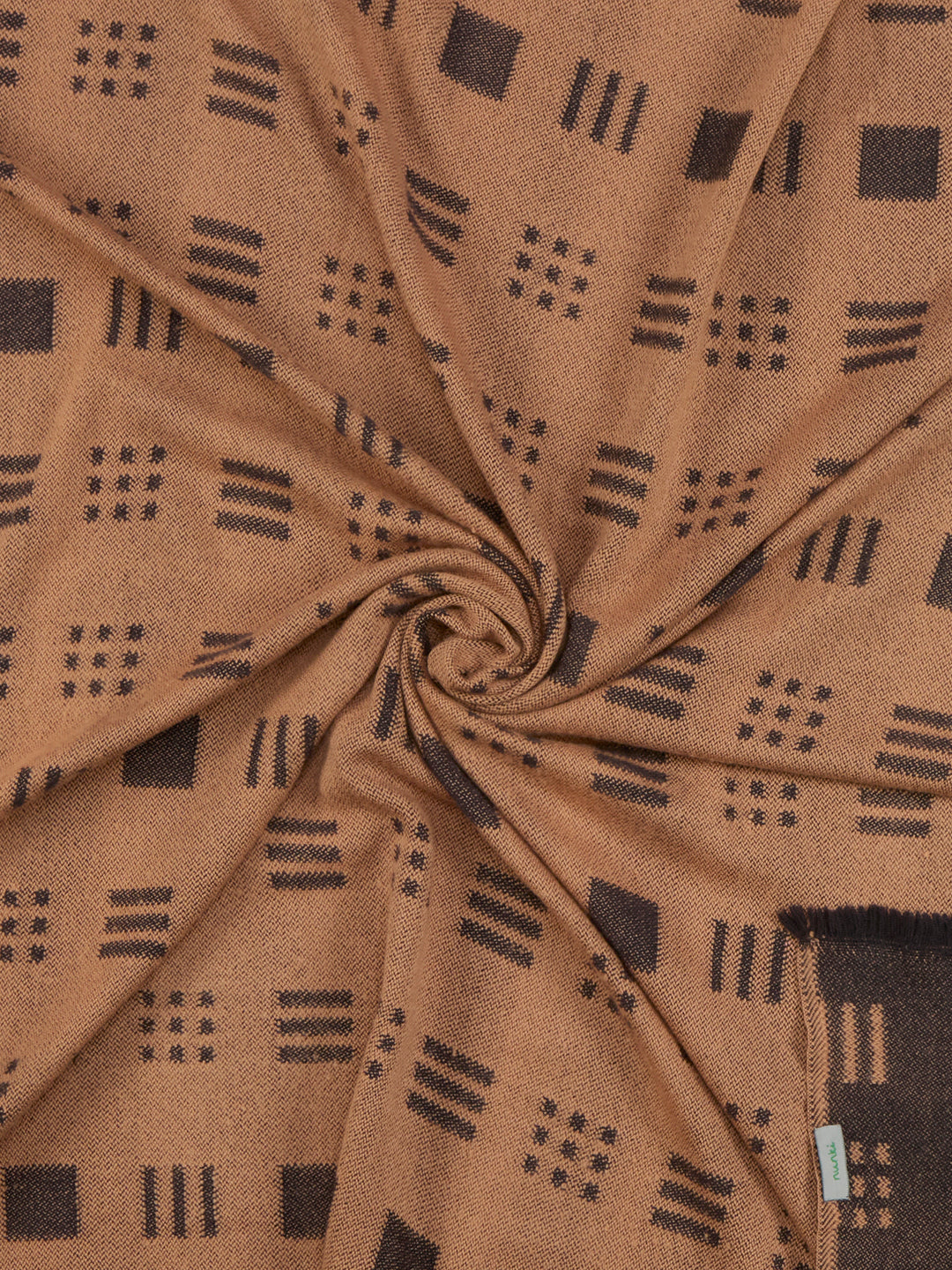 Linear Natural Luxe