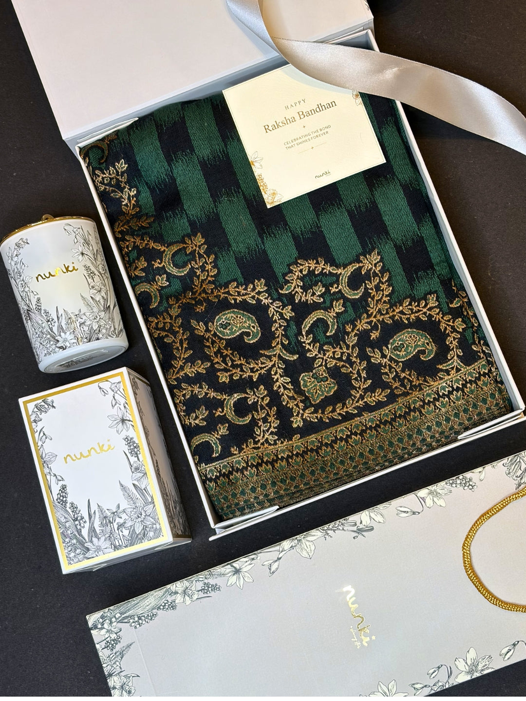 Prestige Paisley